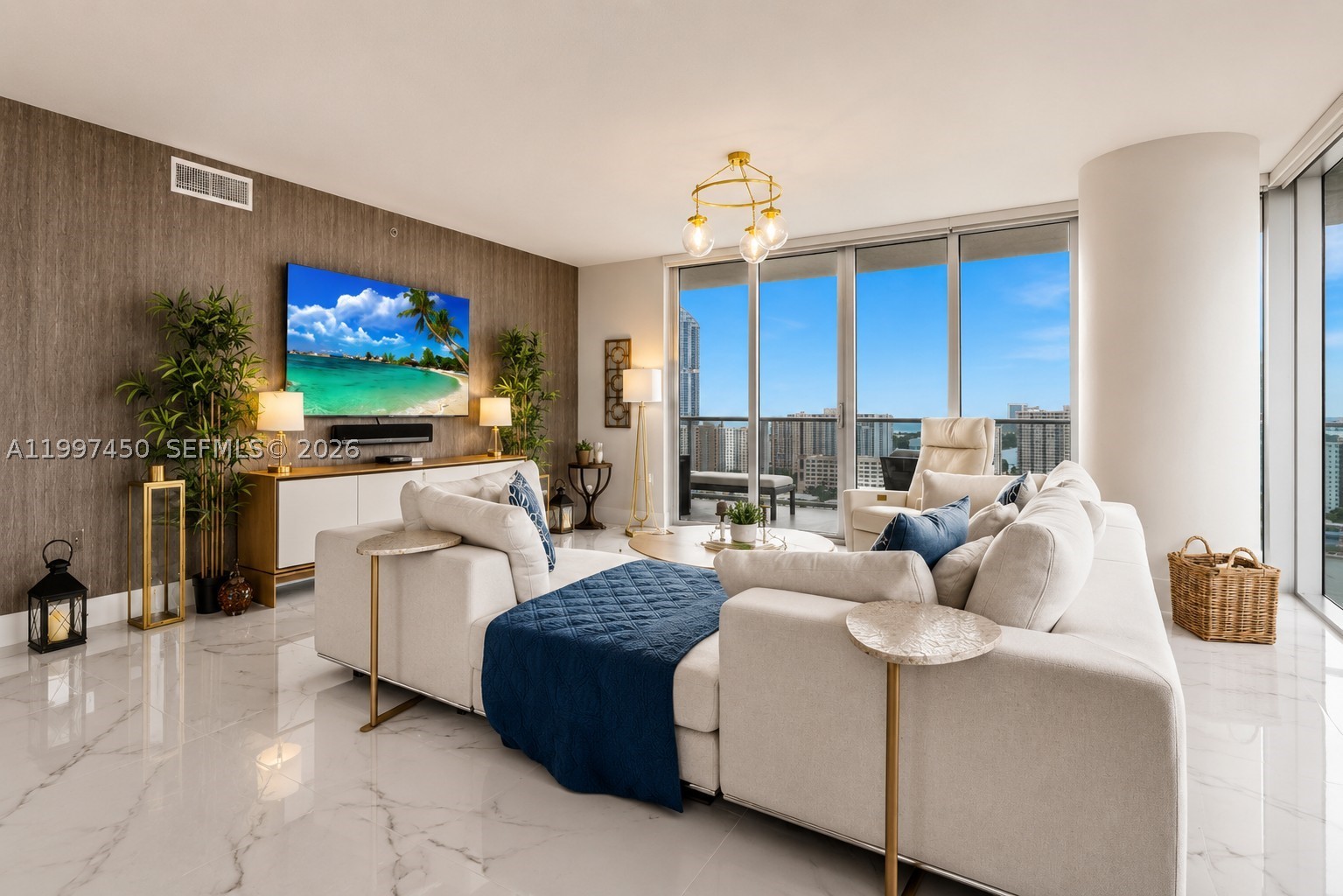 PARQUE TOWERS CONDO - Residential