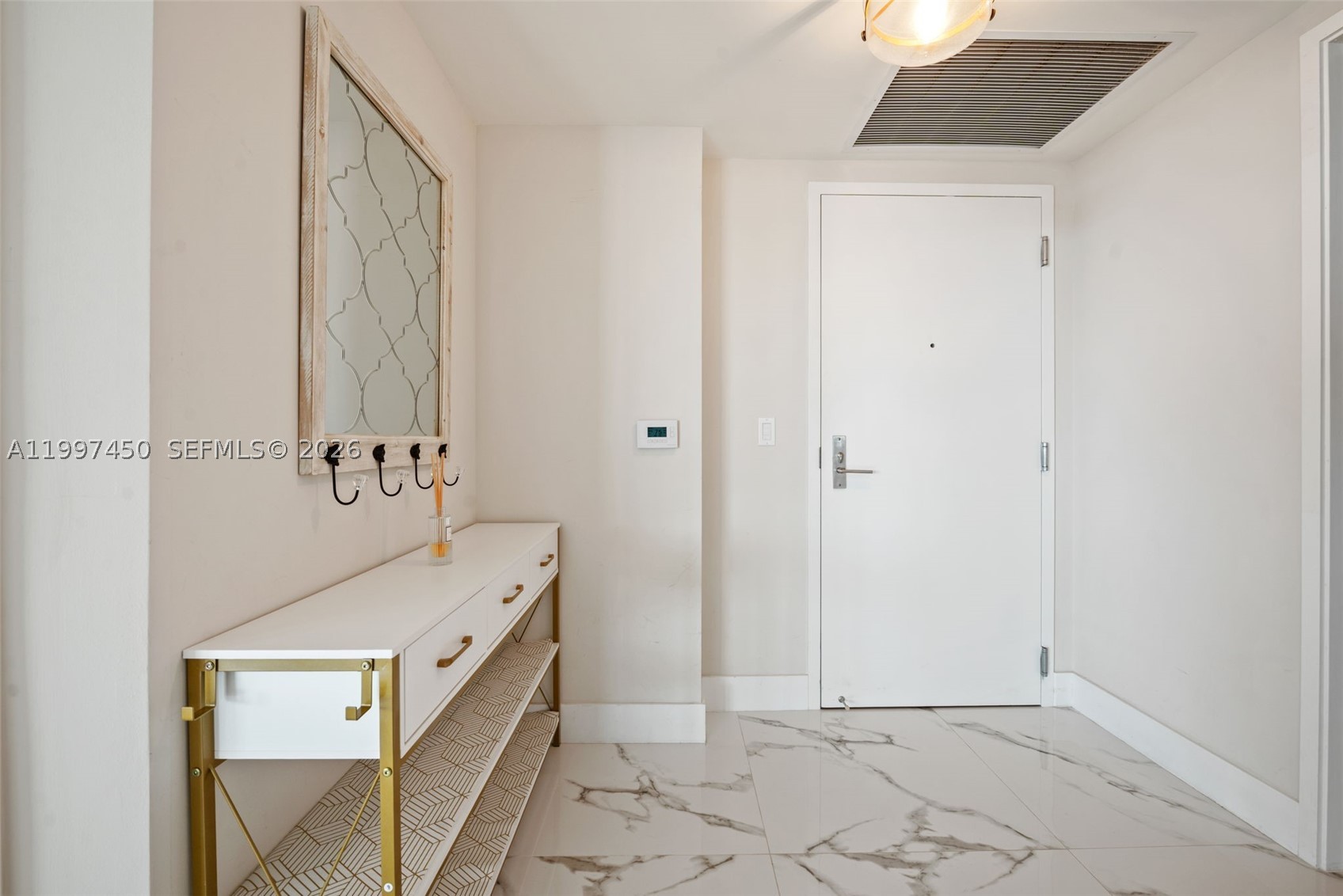 PARQUE TOWERS CONDO - Residential