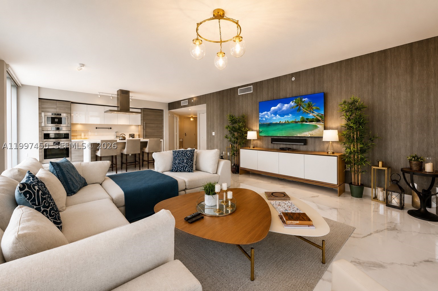 PARQUE TOWERS CONDO - Residential