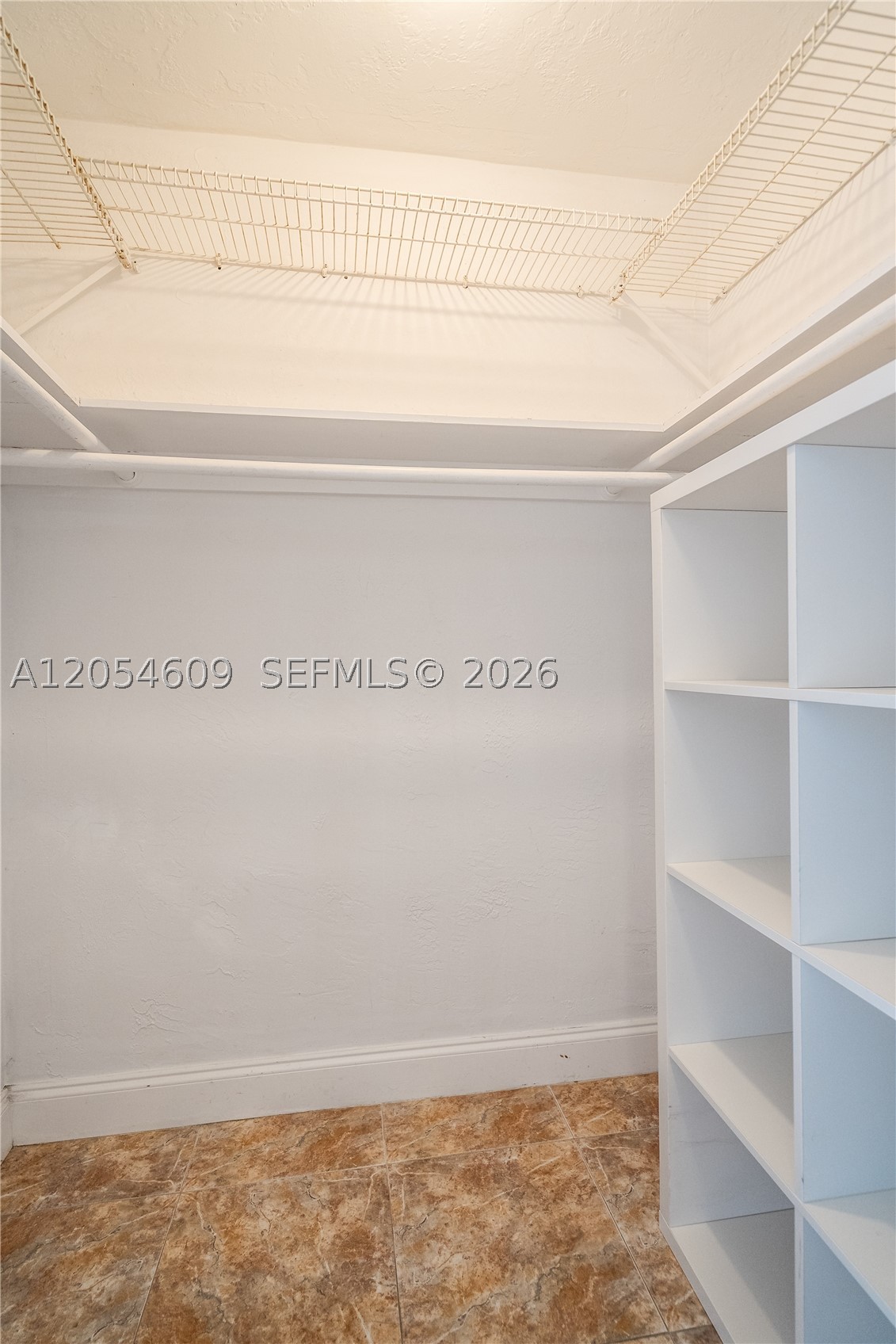 BYRON GARDENS CONDO - Residential