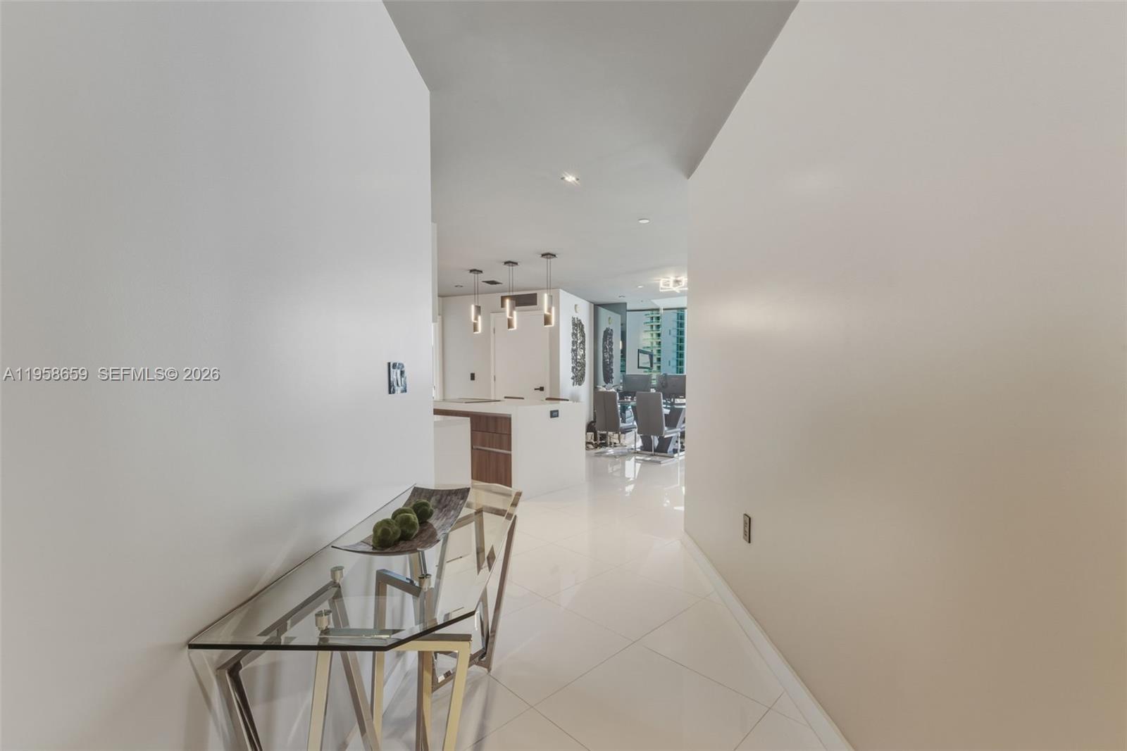 PARAMOUNT MIAMI WORLDCENT - Residential