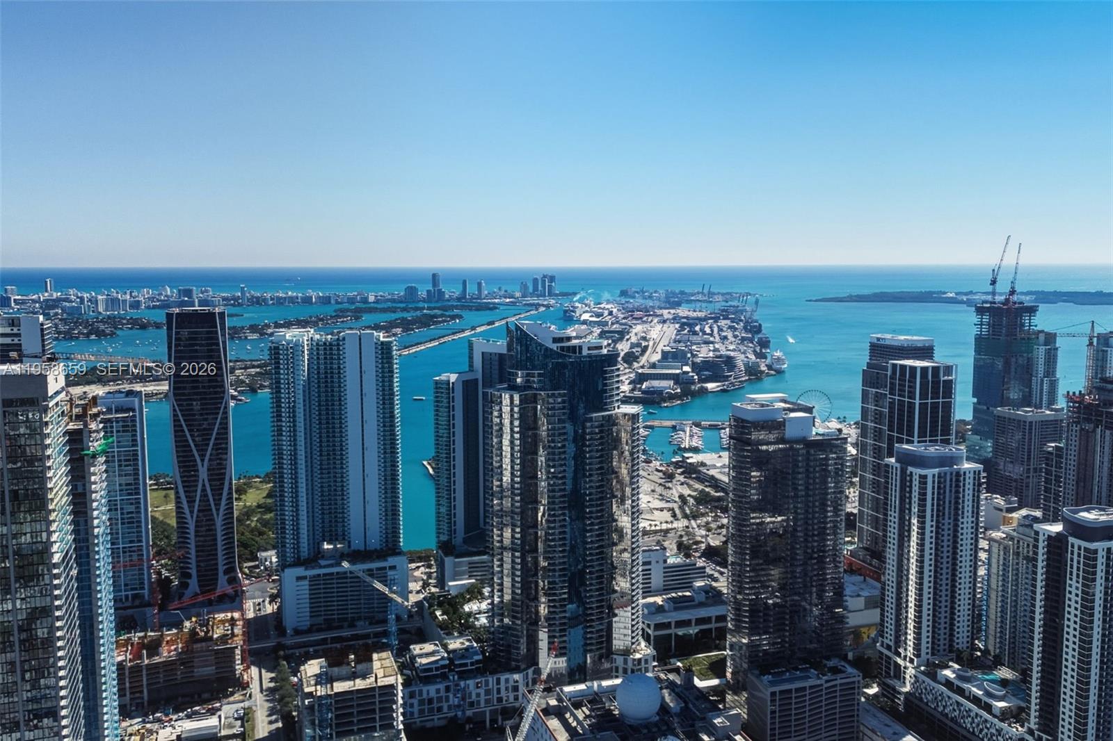 PARAMOUNT MIAMI WORLDCENT - Residential