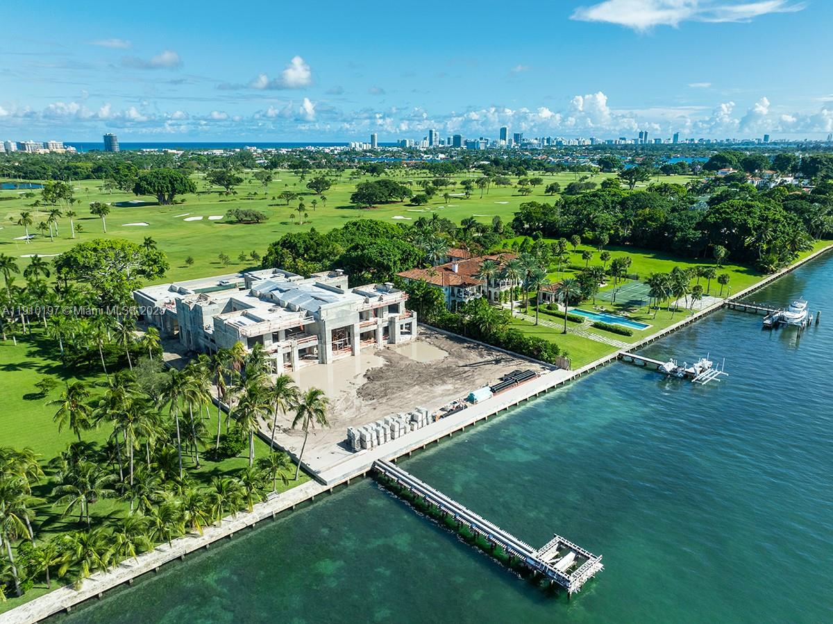 INDIAN CREEK GOLF CLUB IS - Residential