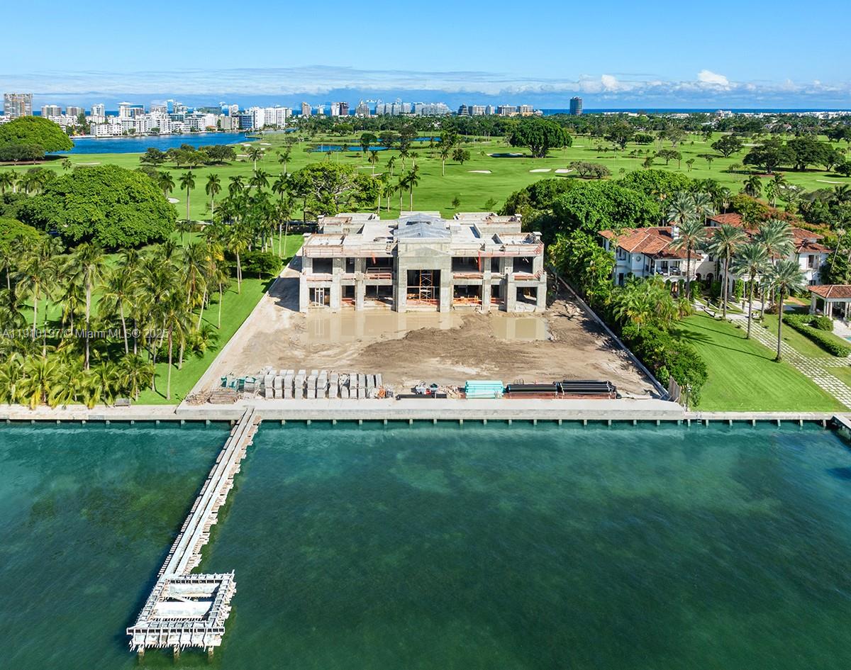 INDIAN CREEK GOLF CLUB IS - Residential