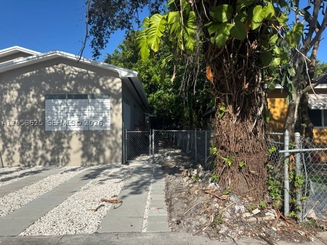 GROVELAND PK - Residential Lease