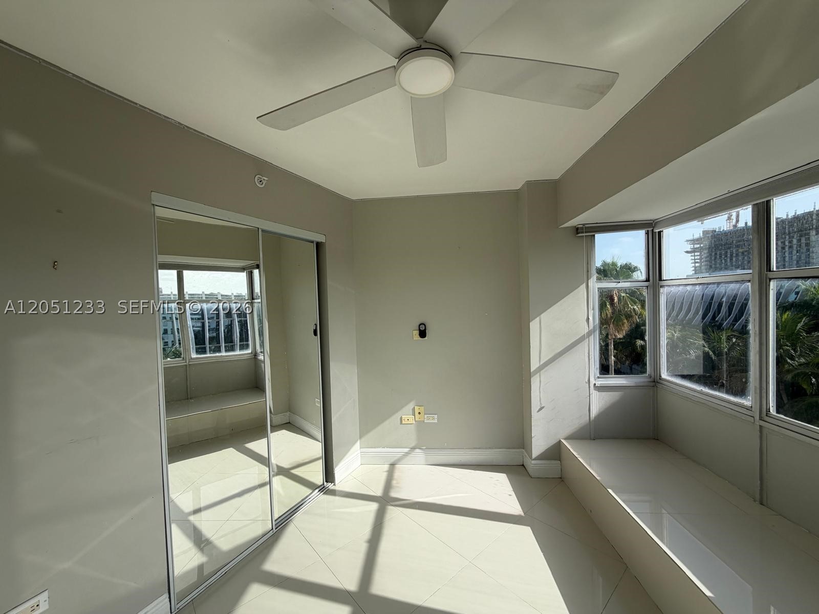 OCTAGON TOWERS I CONDO - Residential Lease