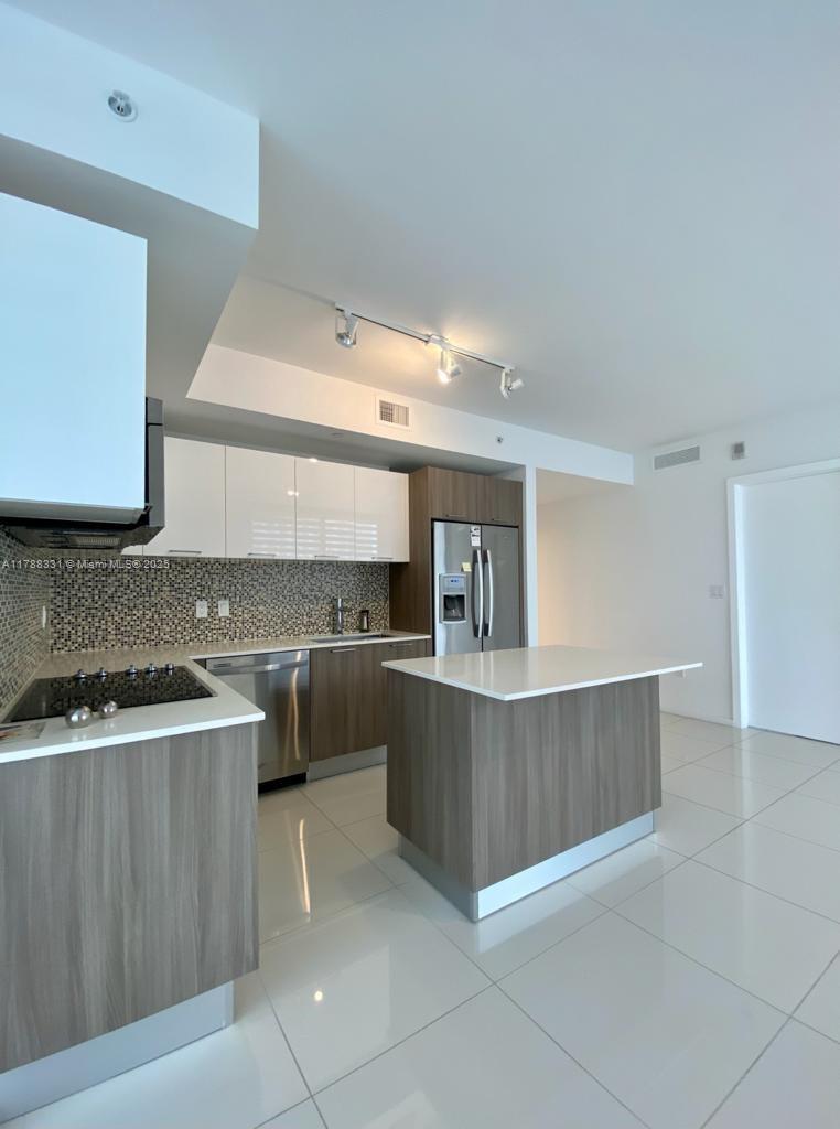 5300 PASEO CONDO - Residential