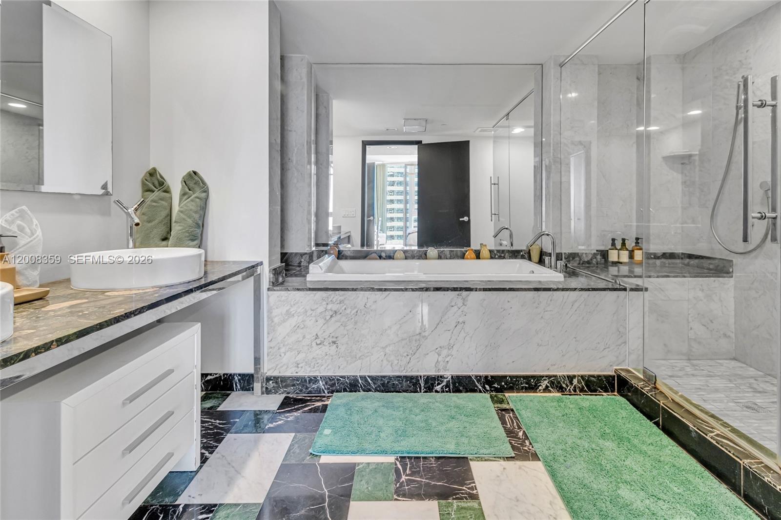 ICON BRICKELL CONDO NO 3 - Residential