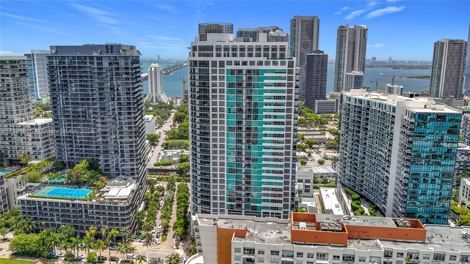 FOUR MIDTOWN MIAMI CONDO - Residential
