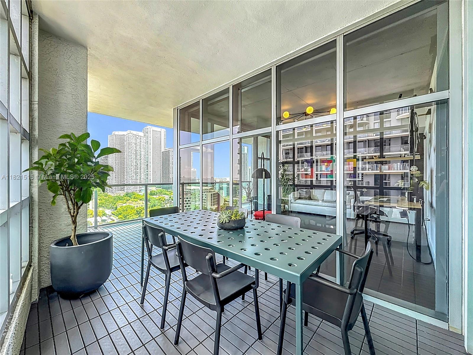FOUR MIDTOWN MIAMI CONDO - Residential