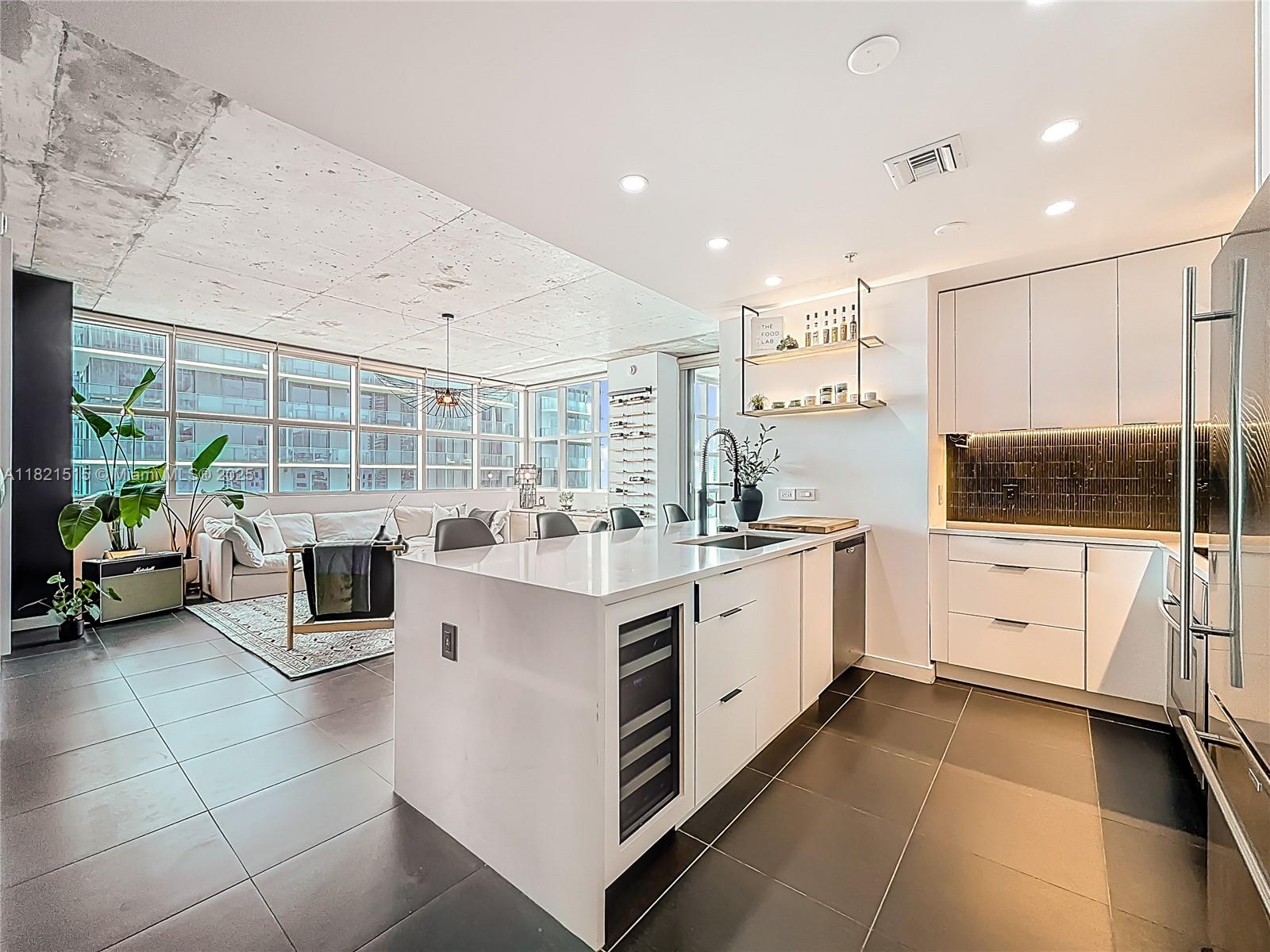 FOUR MIDTOWN MIAMI CONDO - Residential