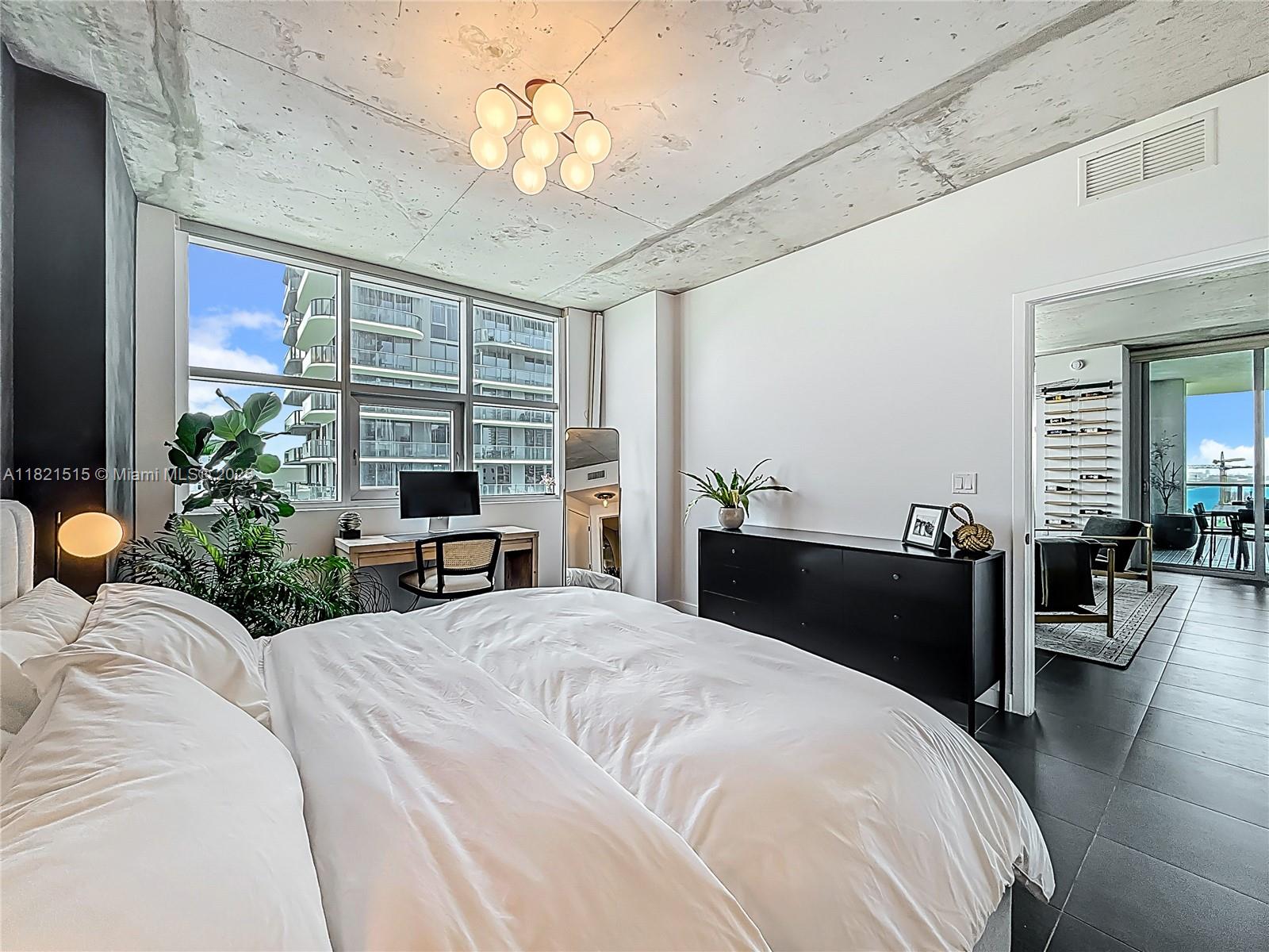FOUR MIDTOWN MIAMI CONDO - Residential
