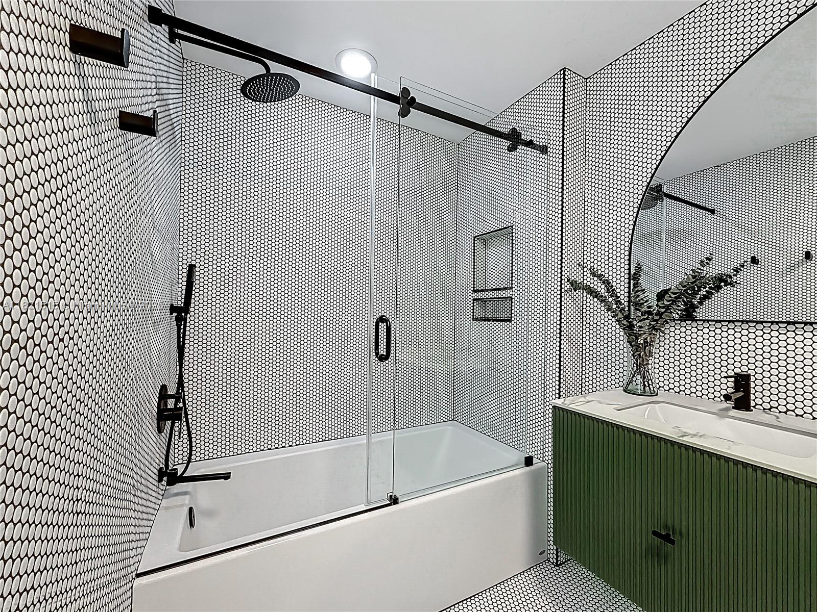 FOUR MIDTOWN MIAMI CONDO - Residential