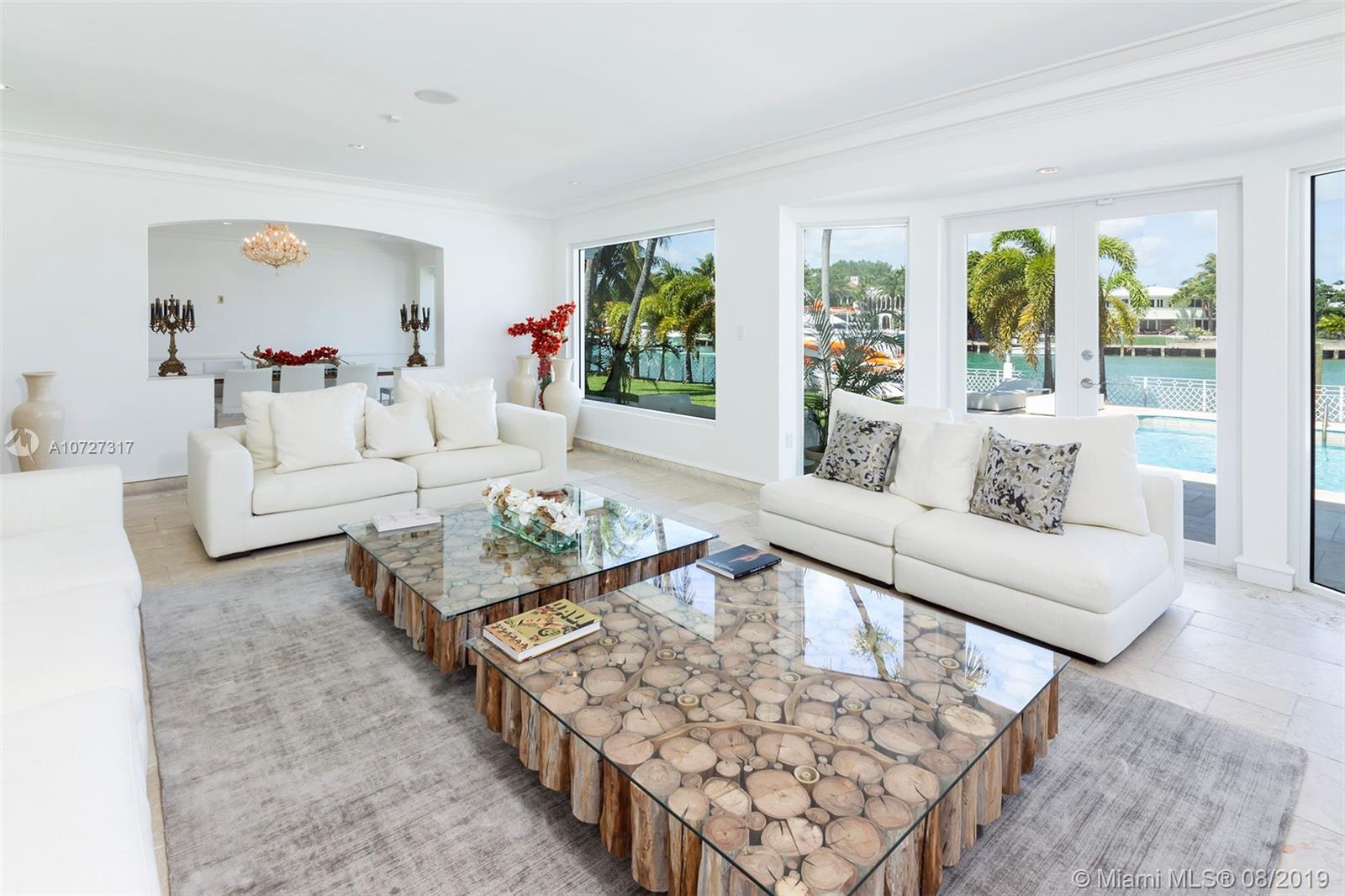 SUNSET LAKE EXTENSION - Residential
