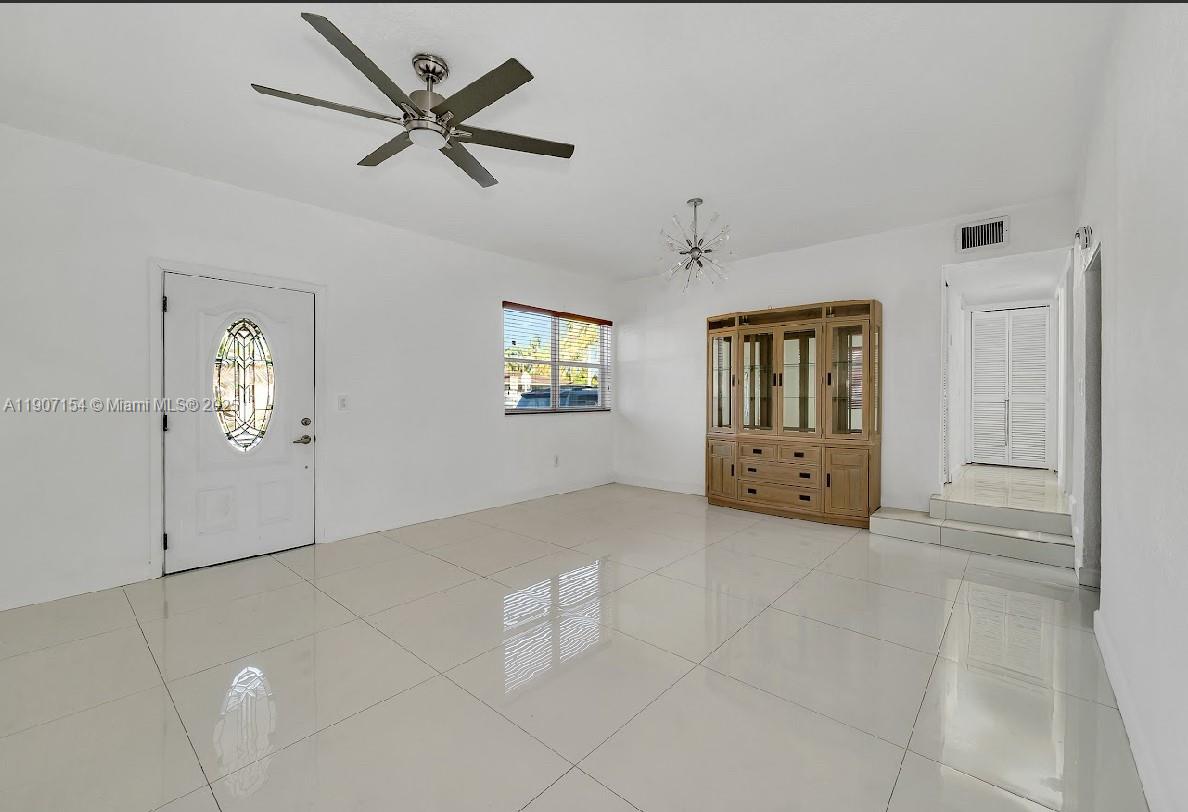 KEW GARDENS - Residential Lease