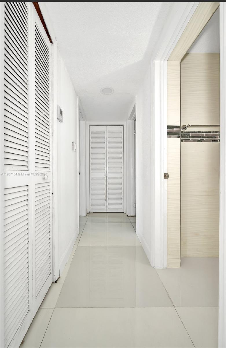 KEW GARDENS - Residential Lease