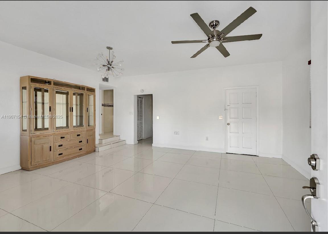 KEW GARDENS - Residential Lease