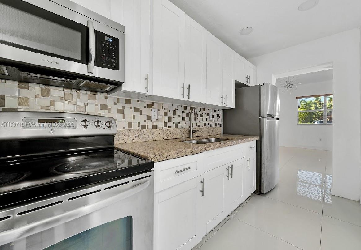 KEW GARDENS - Residential Lease