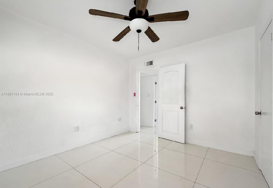 KEW GARDENS - Residential Lease