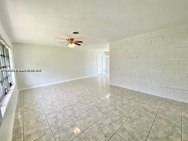 SUNRISE GOLF VILLAGE SEC - Residential