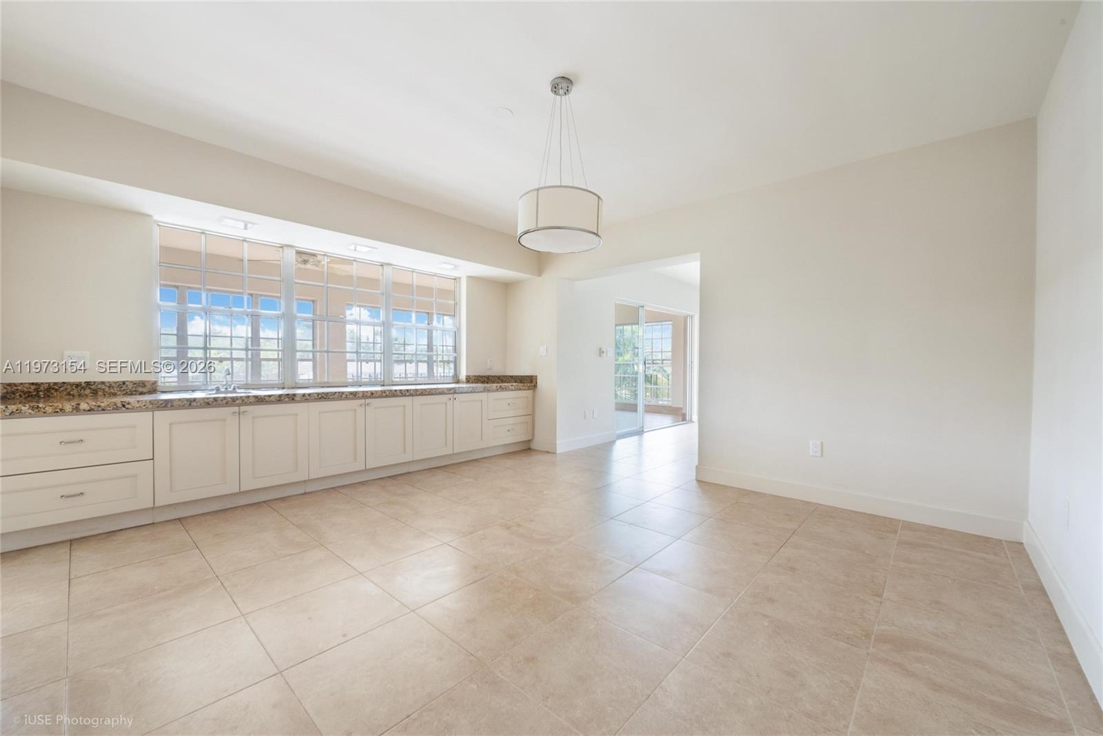 SOUTH BRICK CONDO - Residential