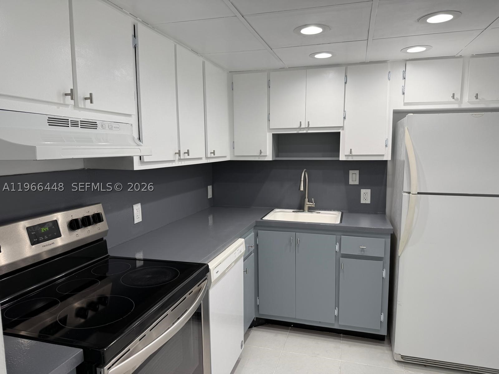ARLEN HOUSE EAST CONDO - Residential