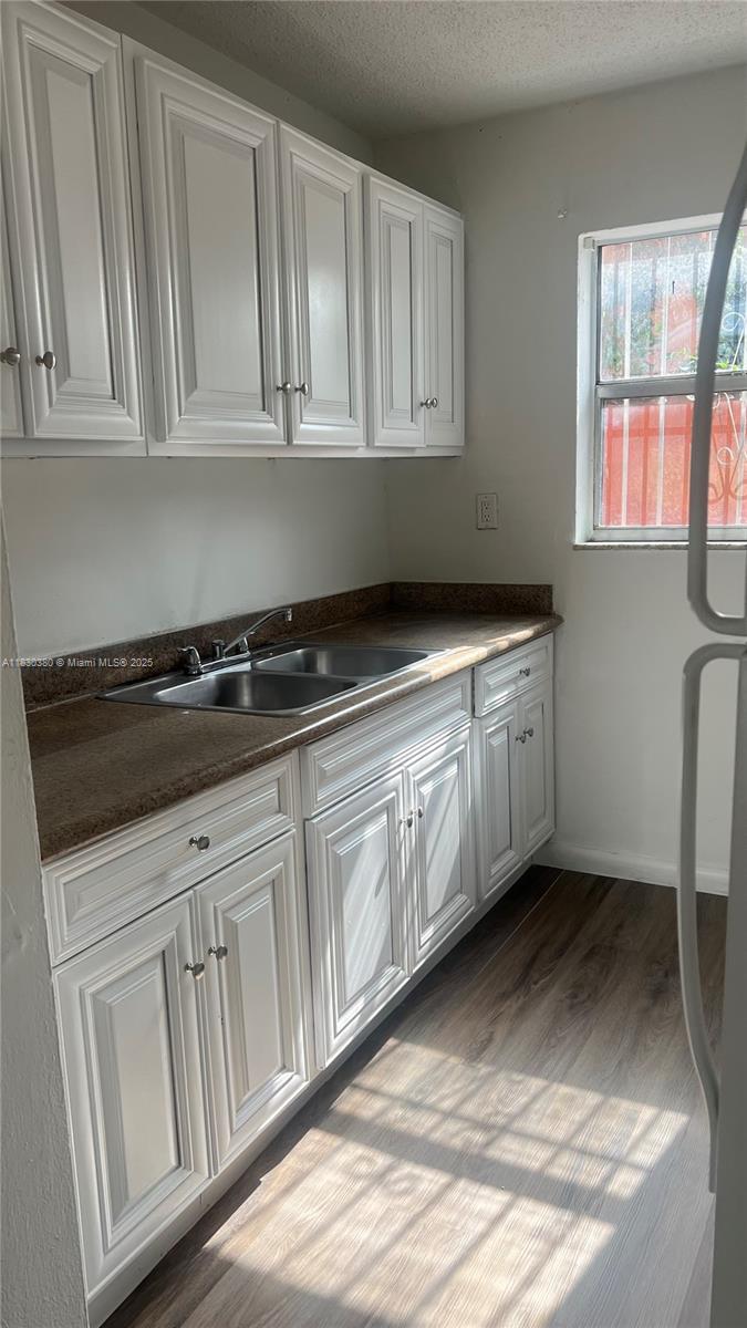 LAWRENCE ESTATE LAND CO - Residential Lease
