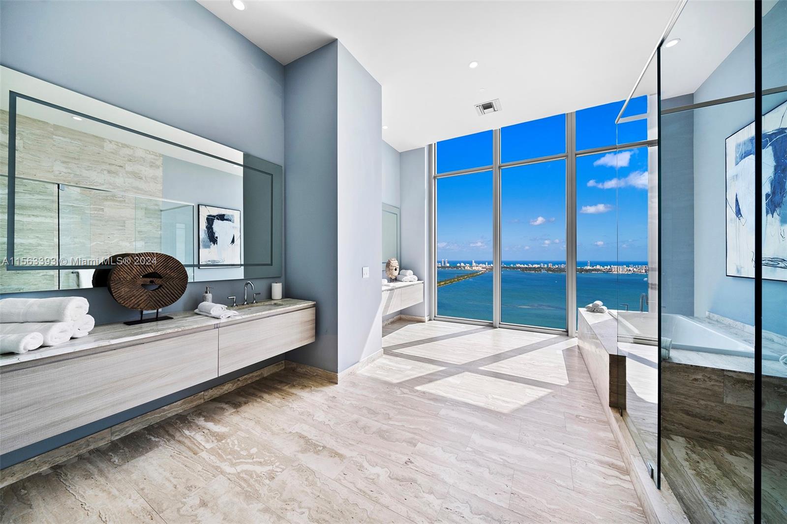 BISCAYNE BEACH CONDO - Residential
