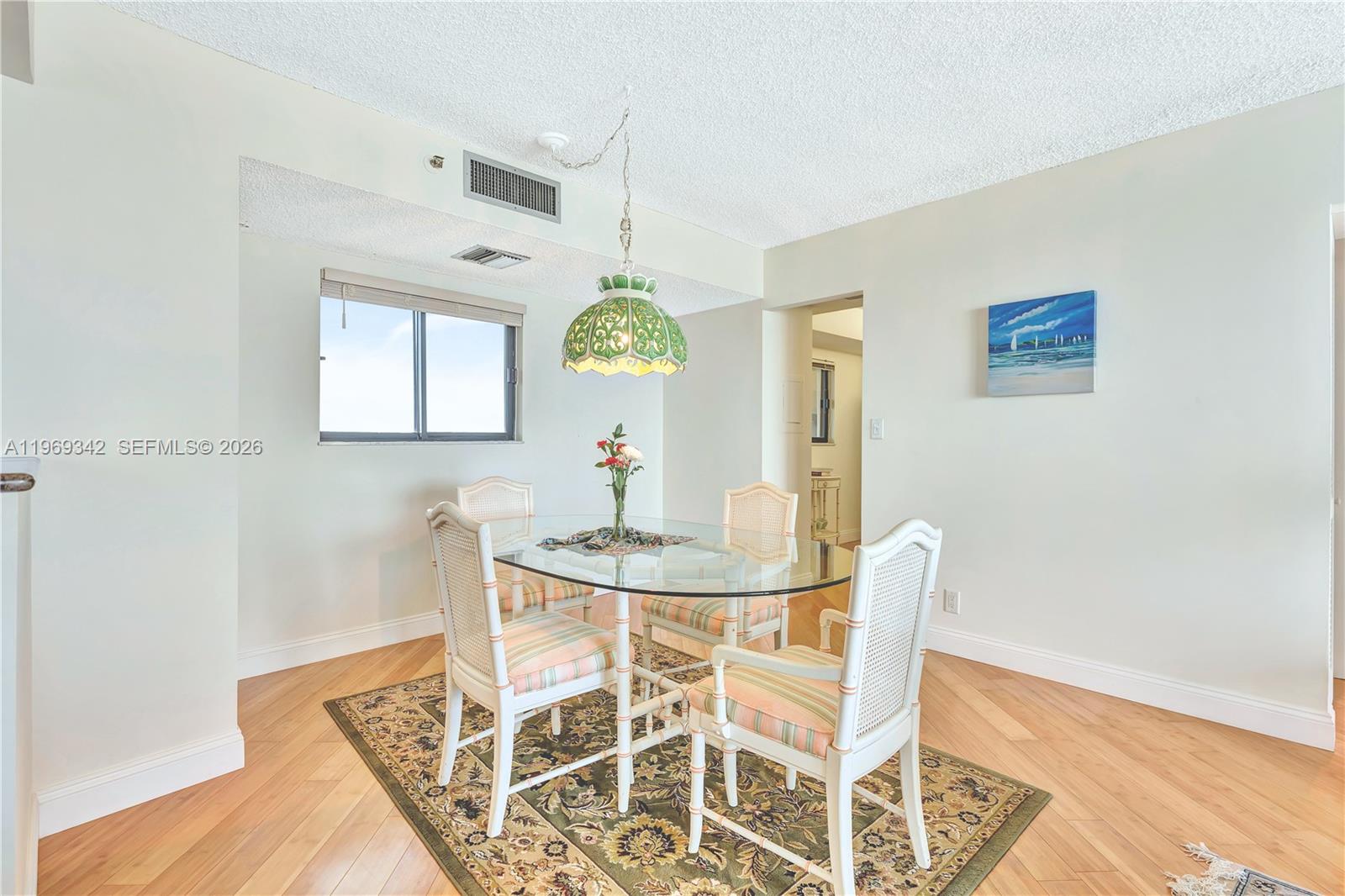 OCEAN TRAIL - Residential
