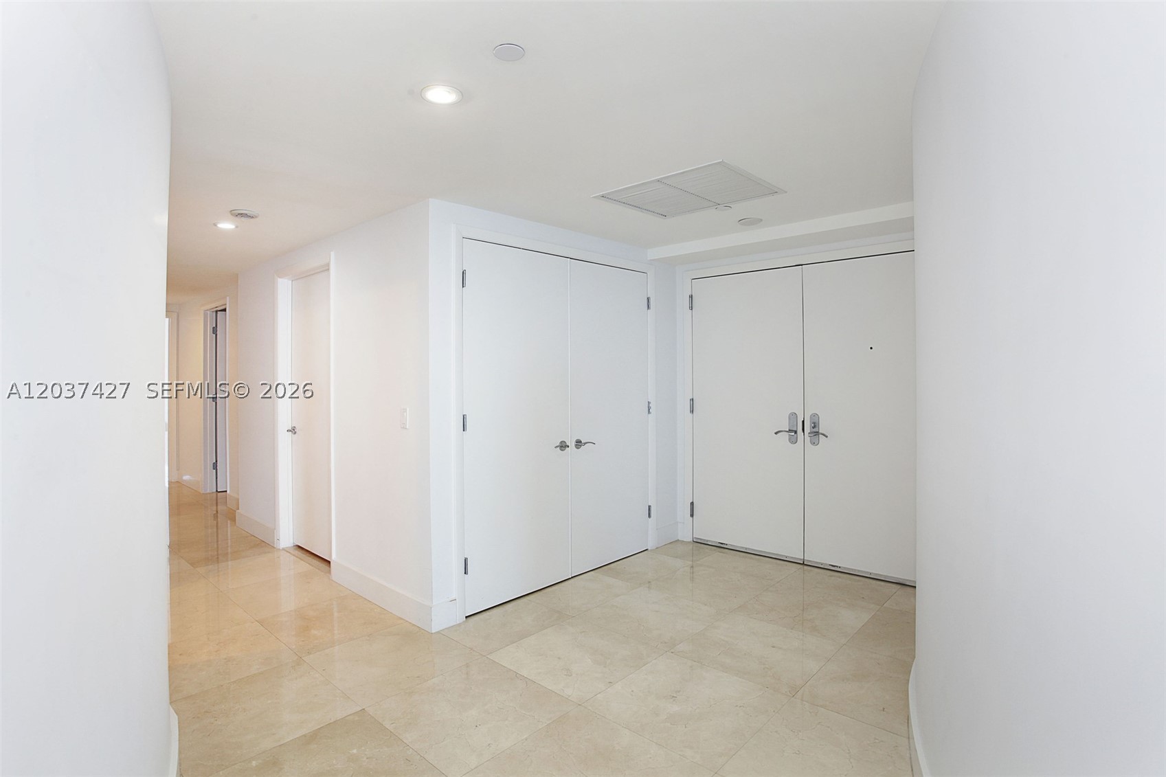 JADE BEACH CONDO - Residential Lease