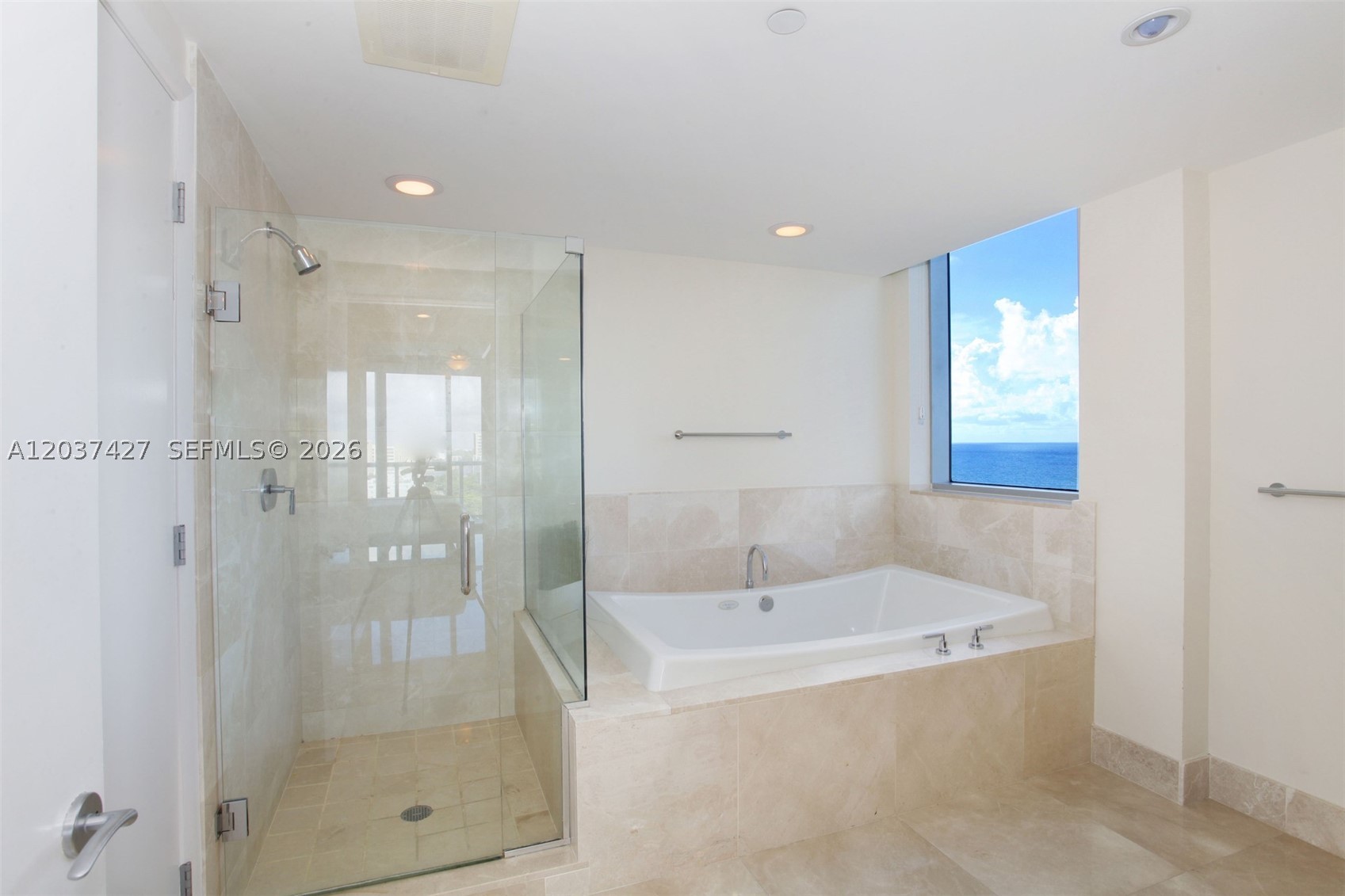 JADE BEACH CONDO - Residential Lease