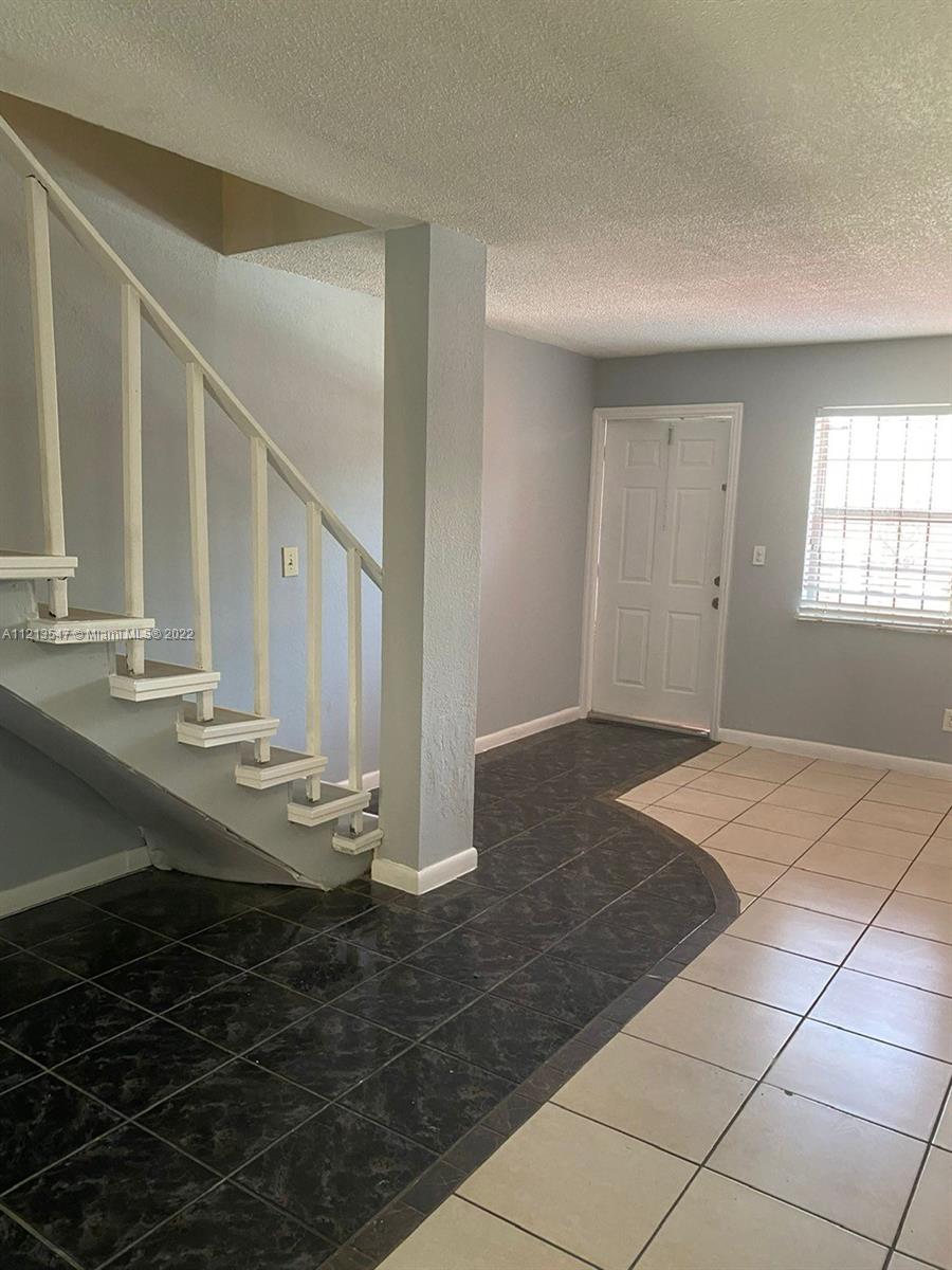 LAUDERHILL GARDENS TOWNHO - Residential Lease
