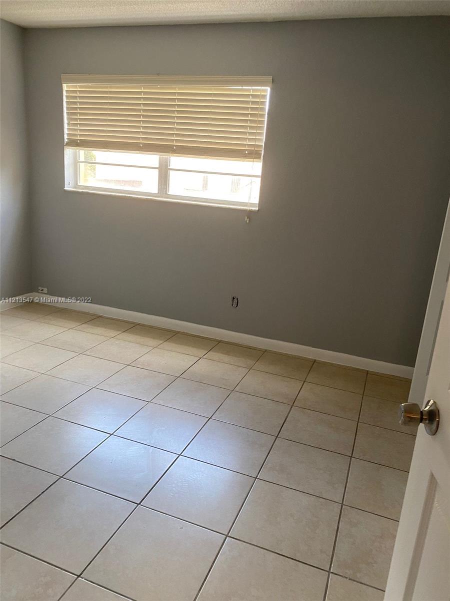 LAUDERHILL GARDENS TOWNHO - Residential Lease