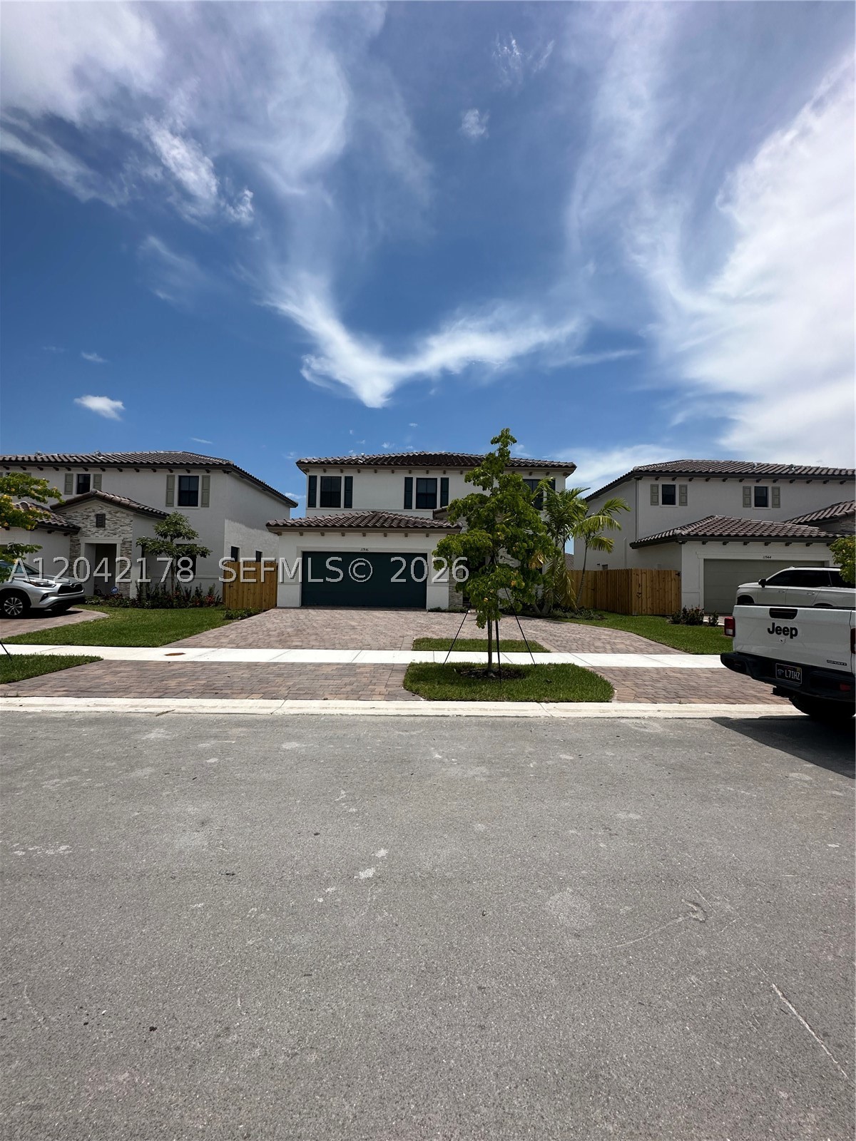 ESTATES AT SILVER PALM - Residential Lease