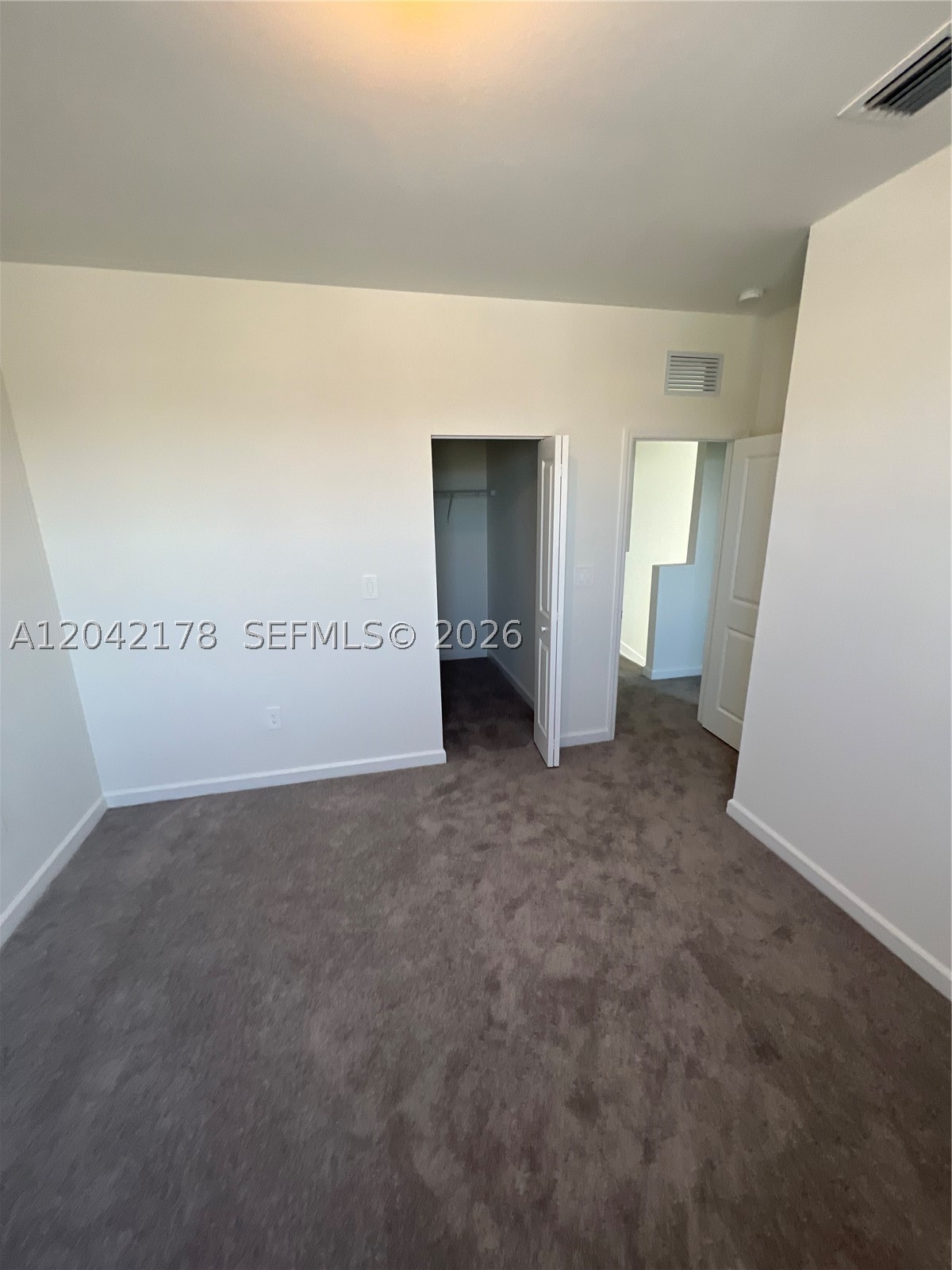 ESTATES AT SILVER PALM - Residential Lease
