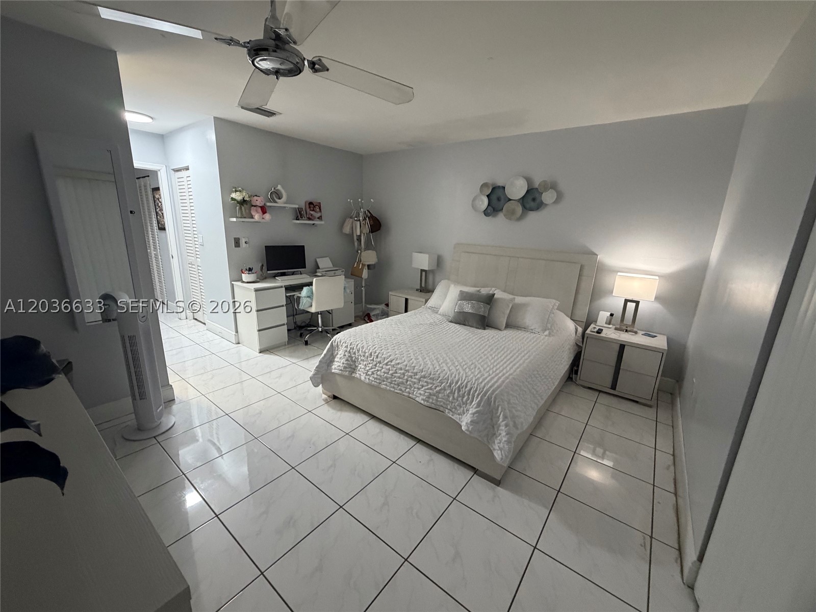 GROVES VILLAS - Residential Lease