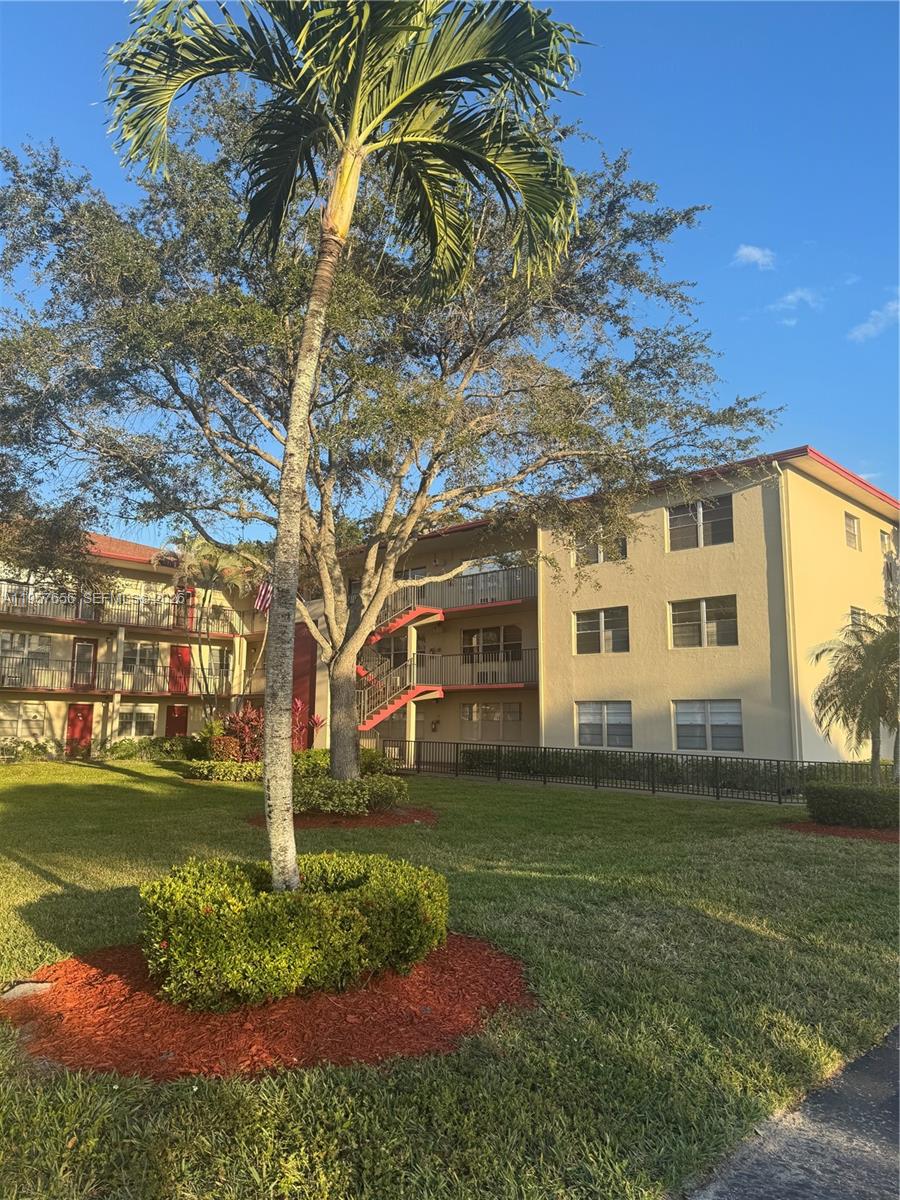 NEW HAMPTON AT CENTURY VI - Residential