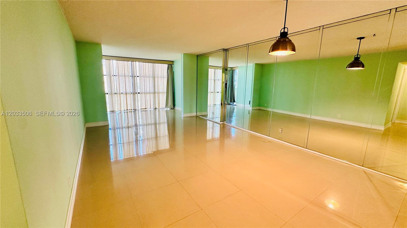 OCEANVIEW PARK CONDO - Residential Lease