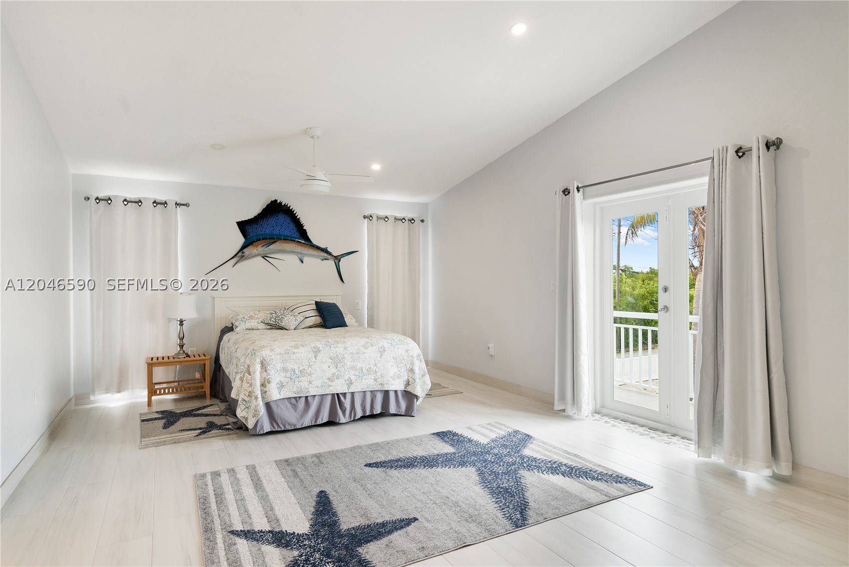 ROCK HARBOR ESTATE - Residential