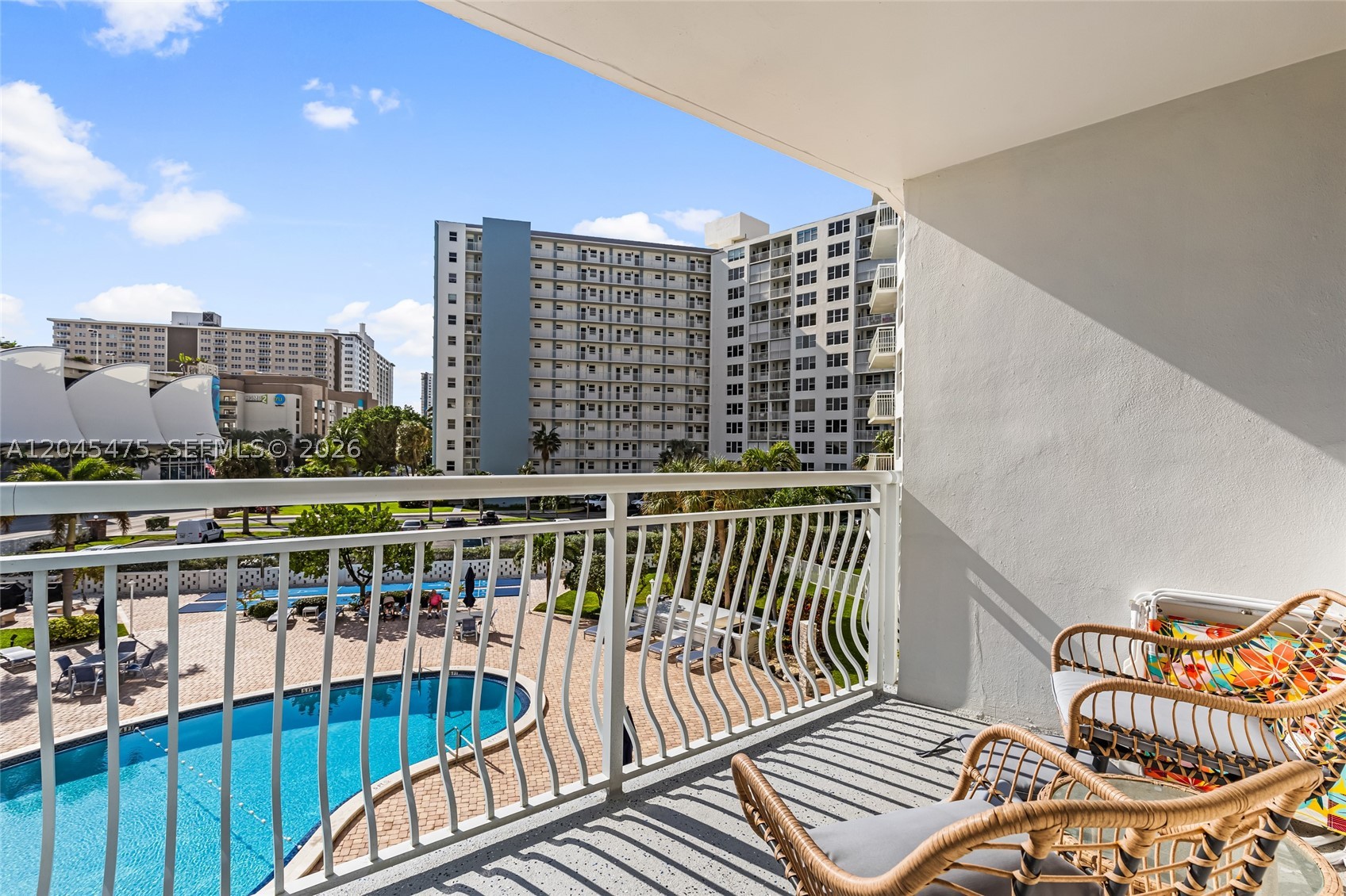NASSAU HOUSE CONDOMINIUM - Residential