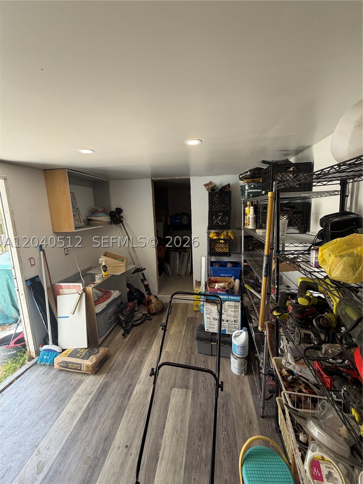 PINEWOOD PARK EXTENSION - Residential