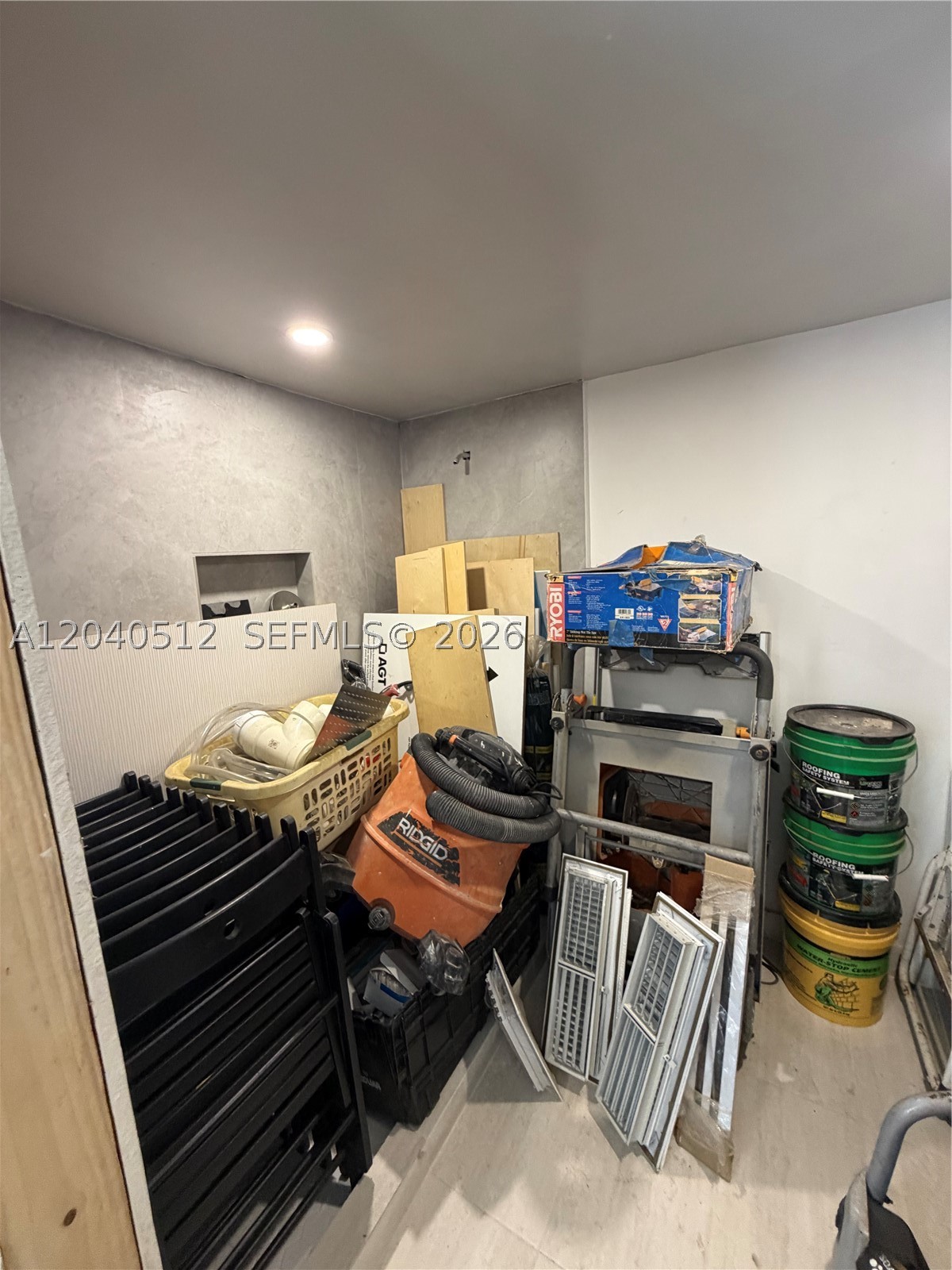 PINEWOOD PARK EXTENSION - Residential