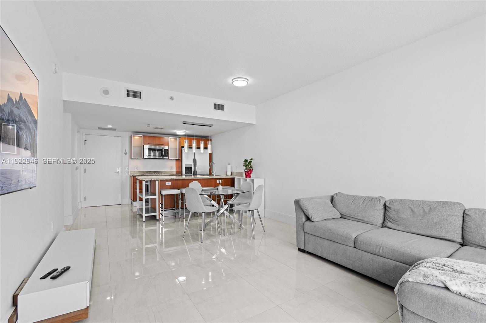 LATITUDE ON THE RIVER CON - Residential Lease