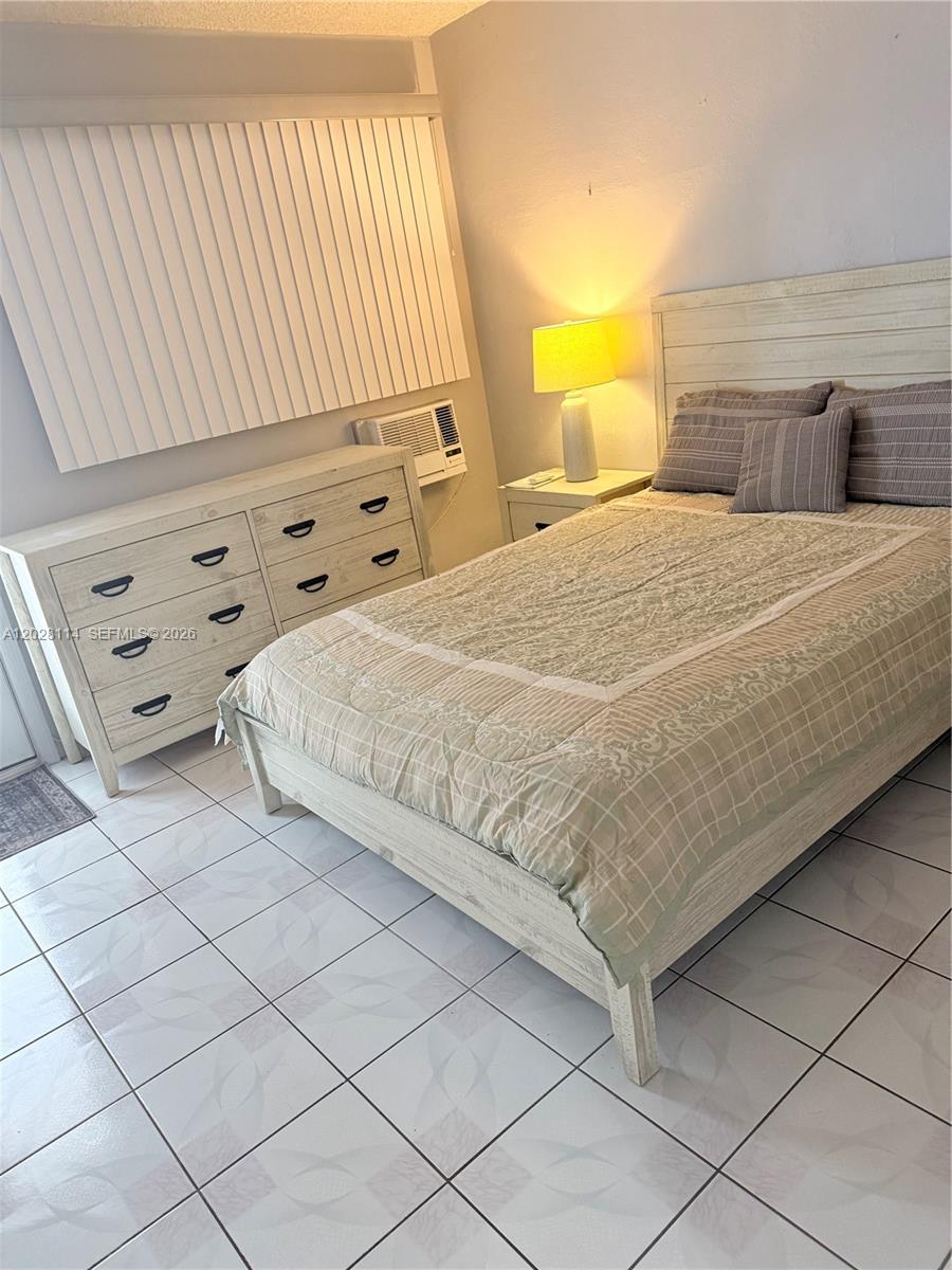 Rolen Lake Gardens Co-Op - Residential