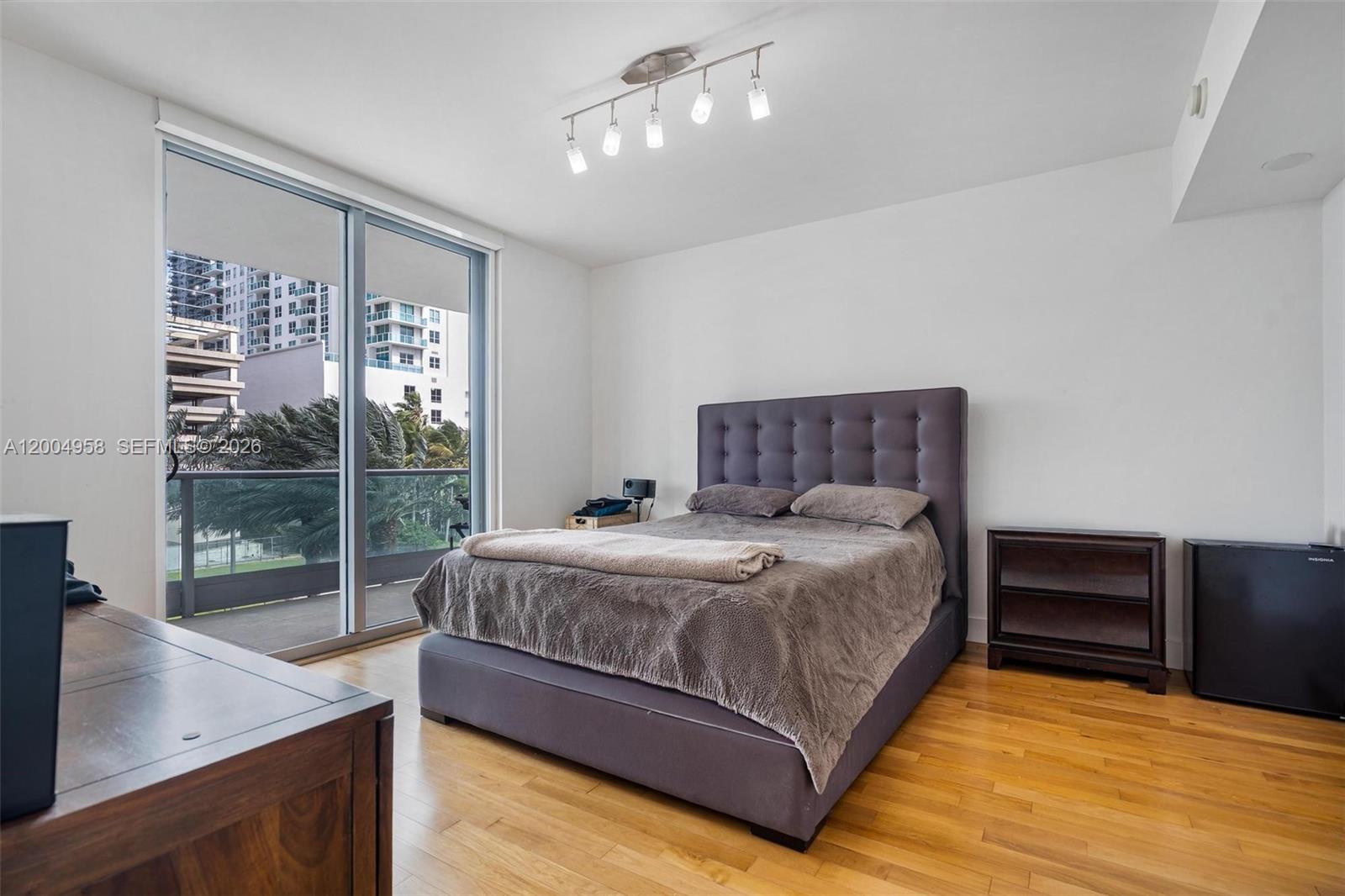 JADE RESIDENCES AT BRICKE - Residential