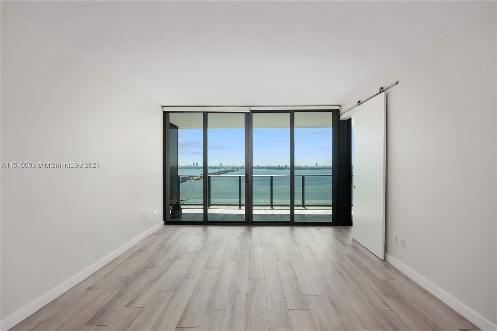 ONE PARAISO CONDO - Residential
