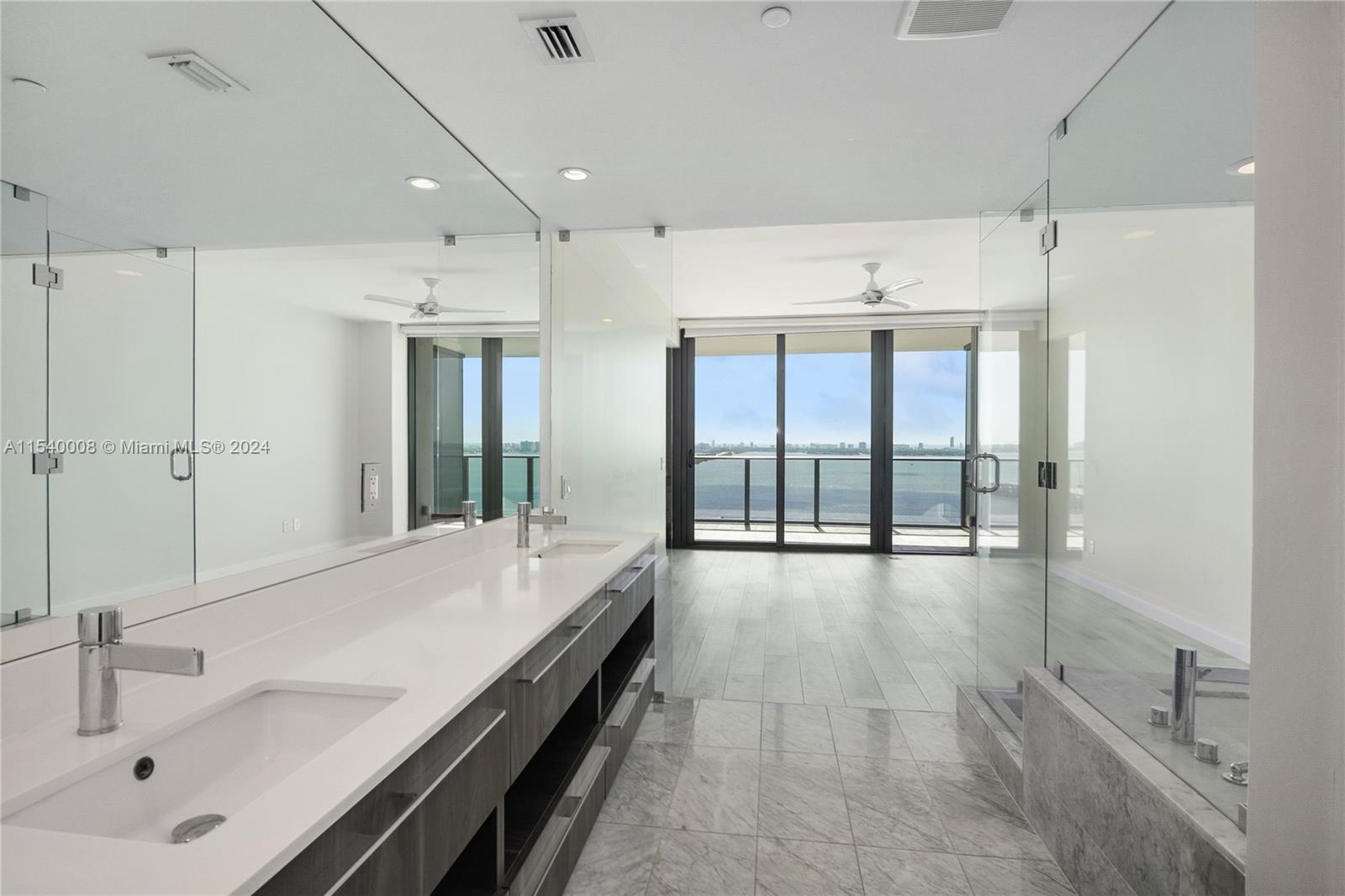 ONE PARAISO CONDO - Residential