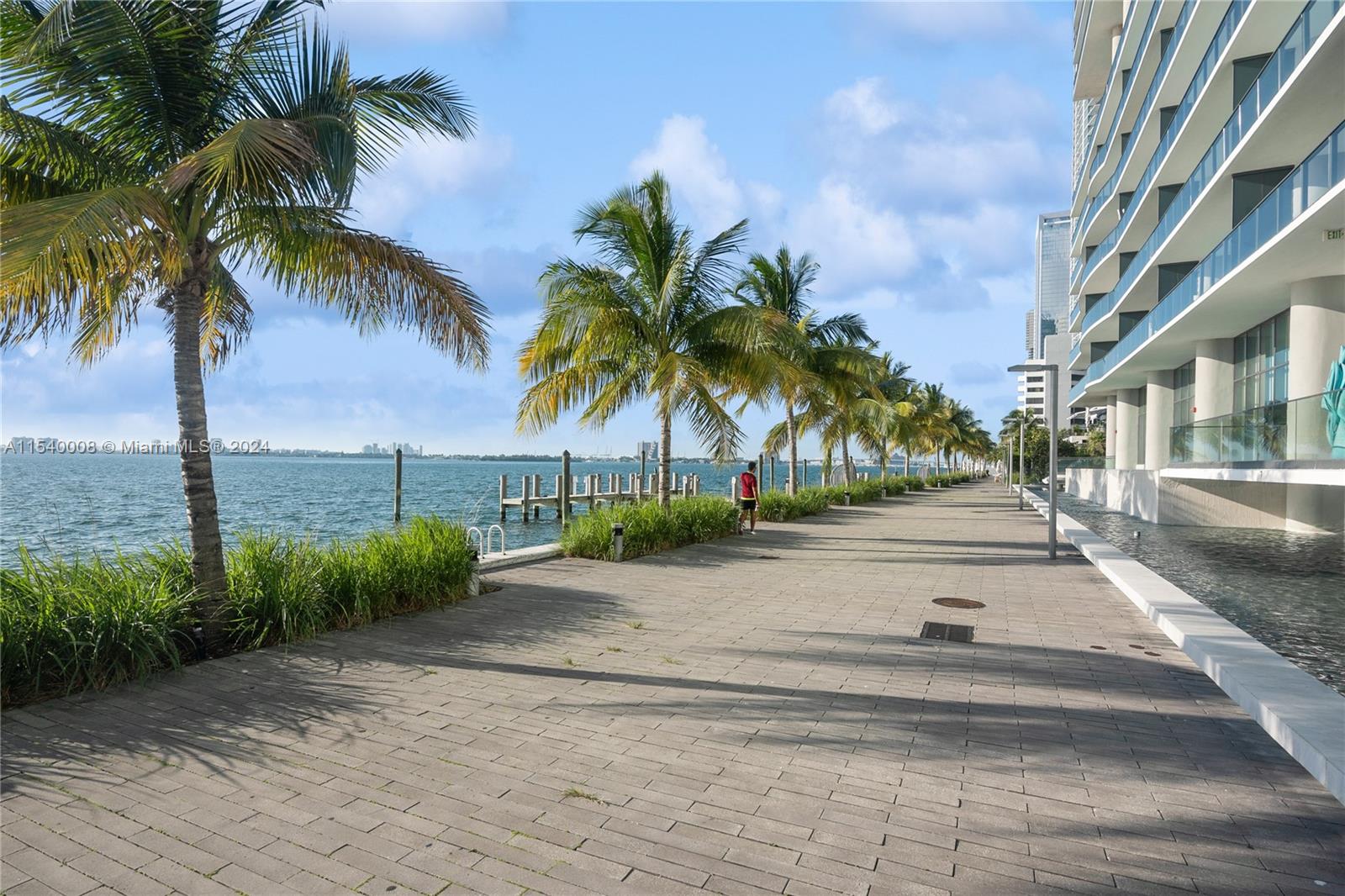 ONE PARAISO CONDO - Residential