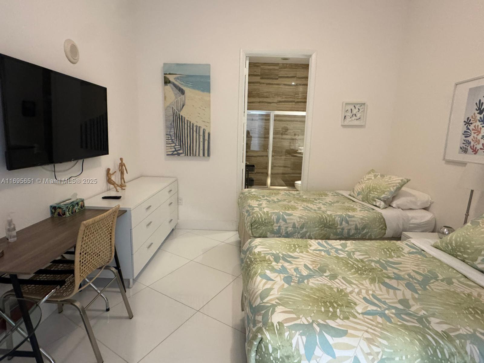 TDR TOWER III CONDO - Residential