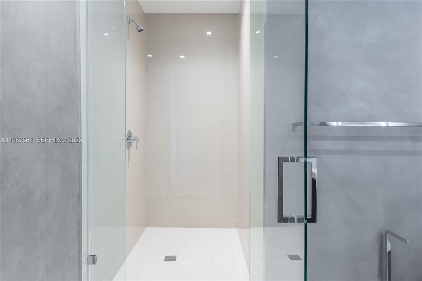 PARAMOUNT MIAMI WORLDCENT - Residential
